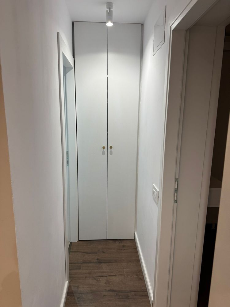 Vand apartament cu 3 camere