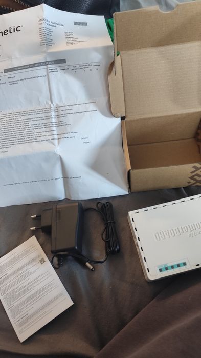 Рутер Mikrotik RB750Gr3 hEX RouterBOARD with Dual Core 880MHz