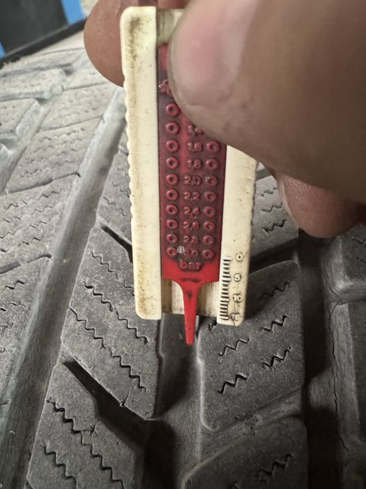 Продавам Джанти с дими 225/45/17