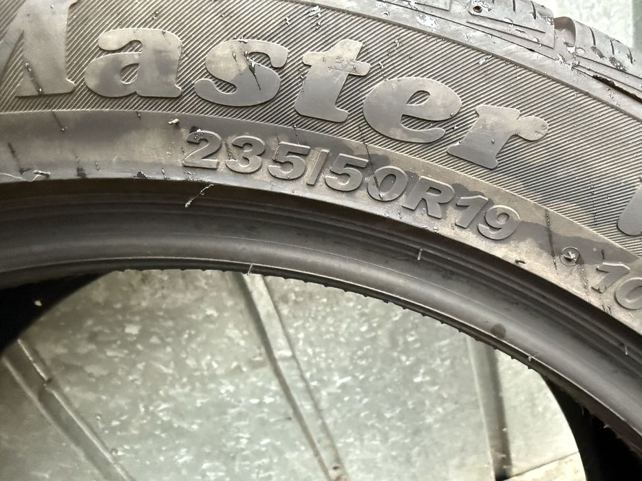 Anvelope iarna 235/50/19,103 v