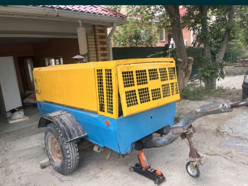 Продам компрессор в отличном состояний.