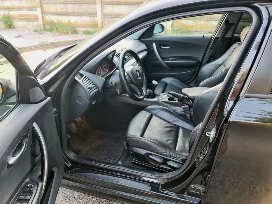 BMW 120d Seria 1 E87, piele sport, xenon, PDCl