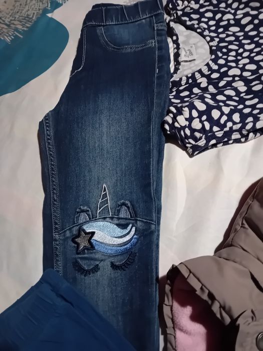 Огромен лот дрехи момиче 4-6 години