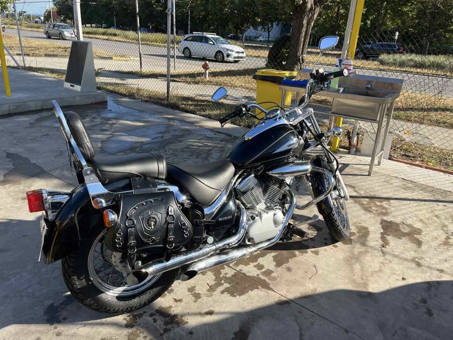 Suzuki VL intruder 125