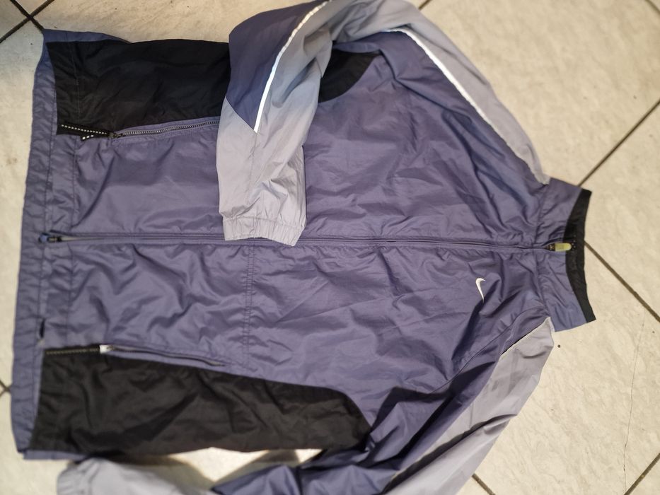 Nike ветровка номер Л