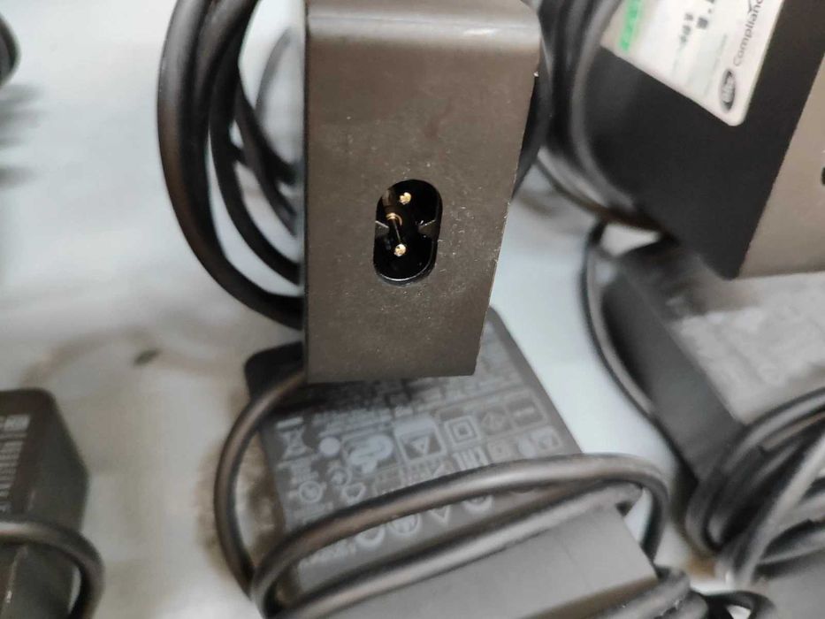 Зарядно докинг станция за Surface - Microsoft 1661 Docking Station