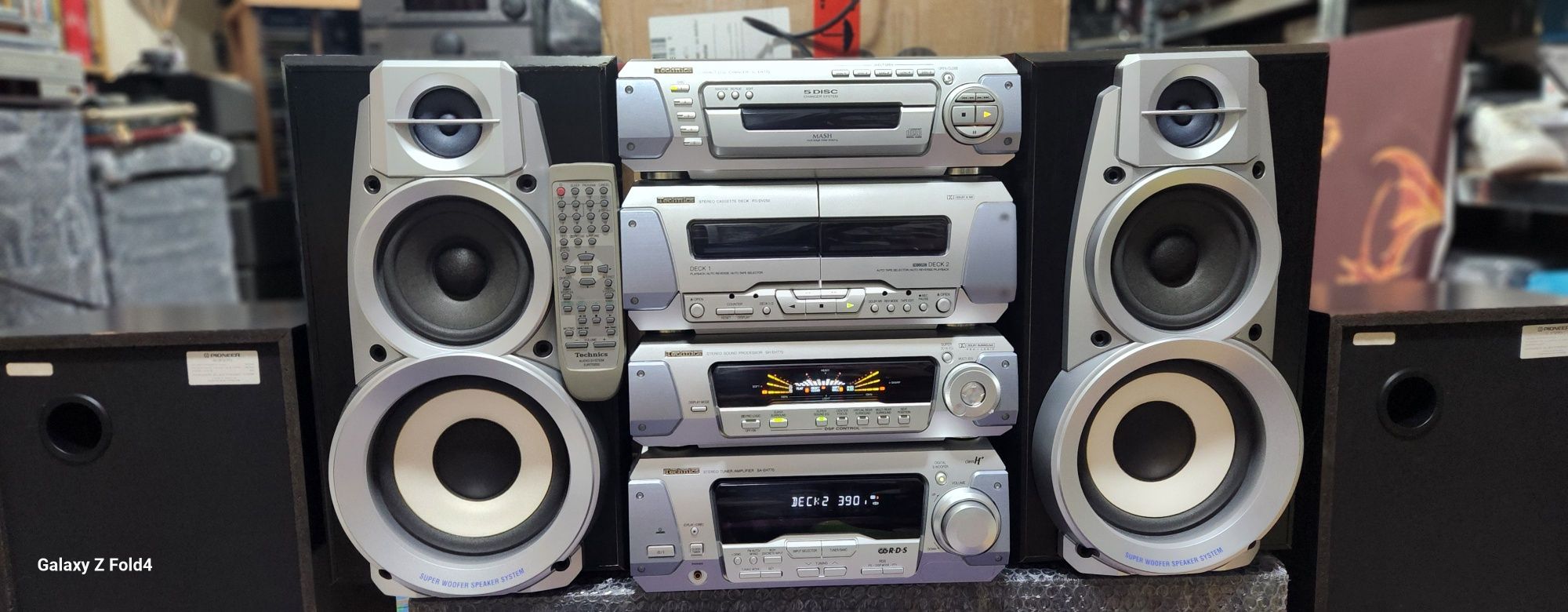 Sistem Technics  cu 5 cd changer și telecomandă