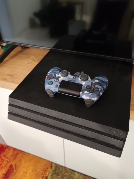 PS4 PRO cu controller