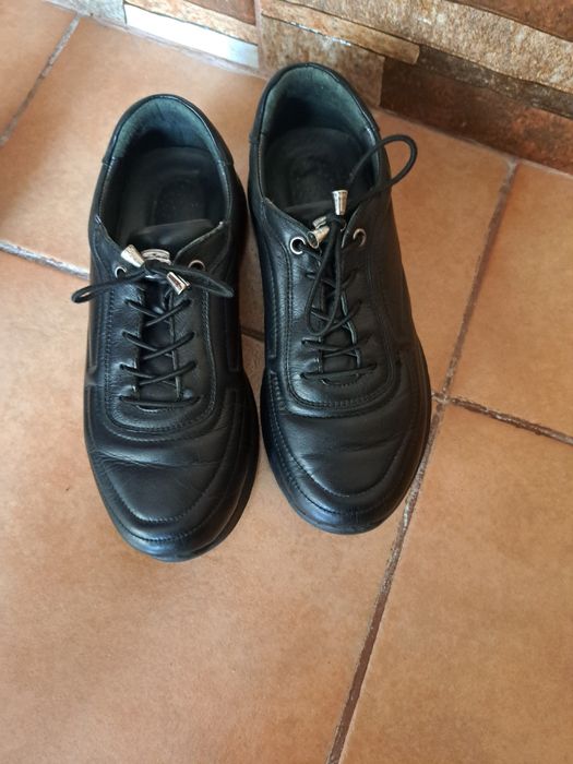 Adidasi piele, nr 37