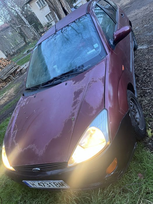 Продавам Ford Focus mk1