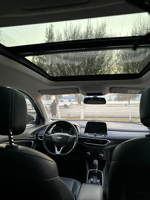 Срочно! Трекер 2021 идеал холатда сотилади!