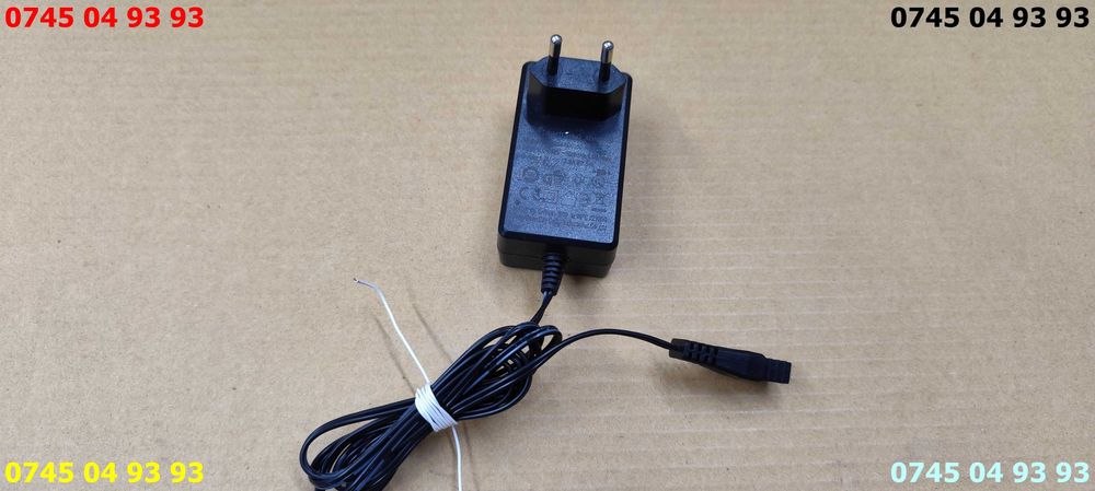 alimentator incarcator 9v 2.5A cu proba