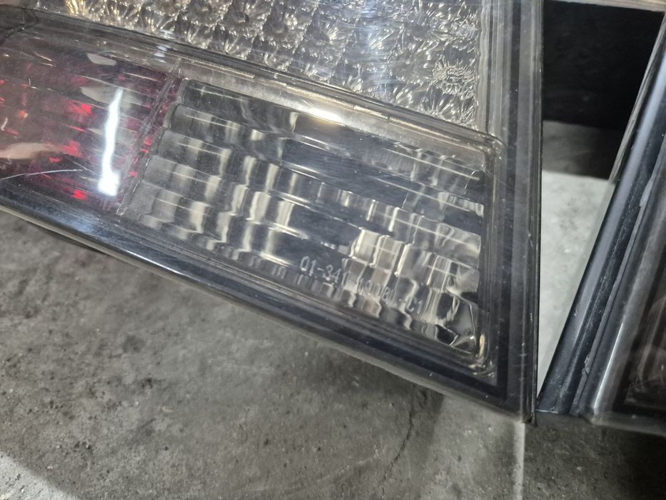 Ляв и десен стоп за Фолксваген Бора седан VOLKSWAGEN BORA стопове