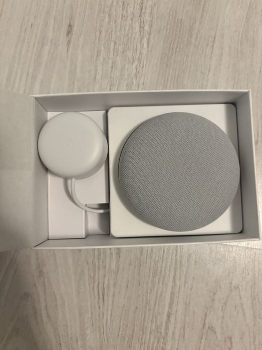 Google Nest Mini (generația a 2-a) — ca nou, folosit de doar 2 ori