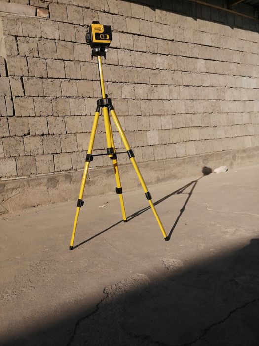 Lazer DEWALT 4D srochni sotiladi