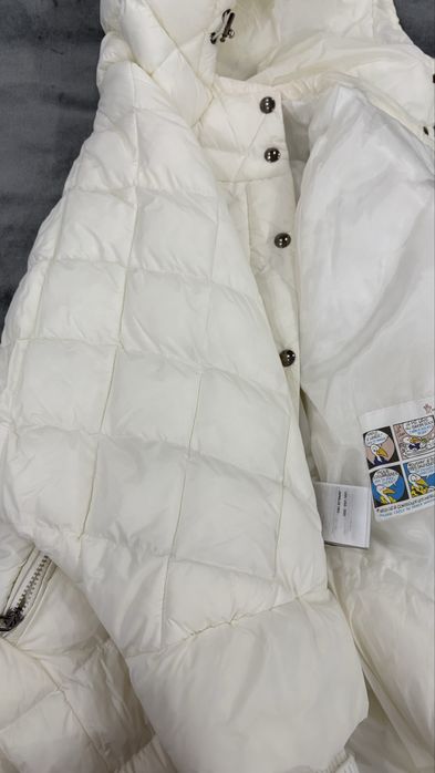 Дамско бяло зимно яке