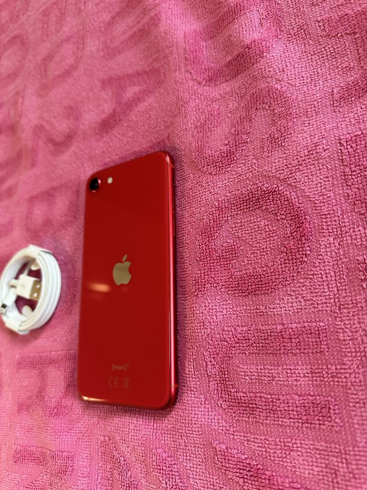 vand iphone se 2 red 128 gb baterie 100%