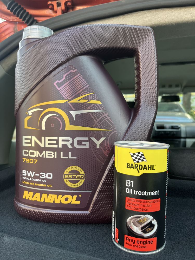 Моторно масло Mannol 5w30 + добавка Bardahl