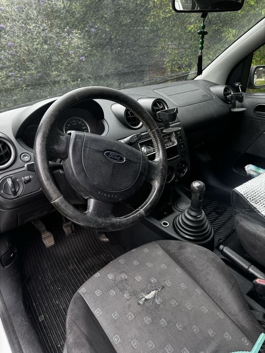 Ford Fiesta  benzina (motor calat)