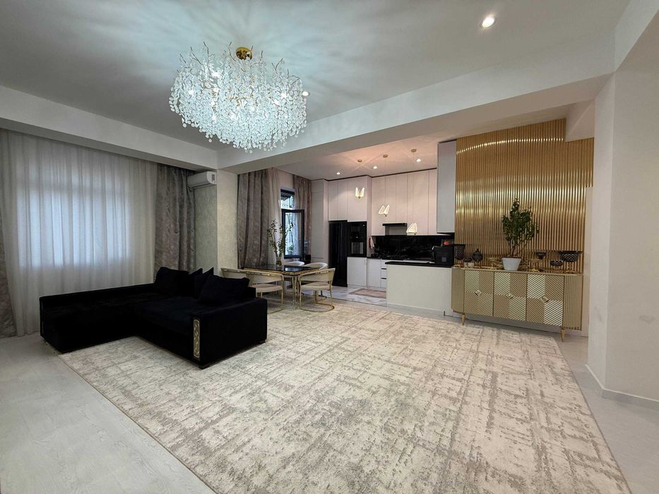 ЖК сой бойи Новостройка сотилади 2в3/6/9 96м айрим нарсала колади