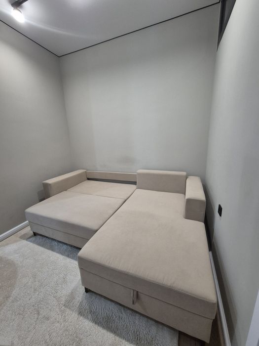 Продам диван угловой