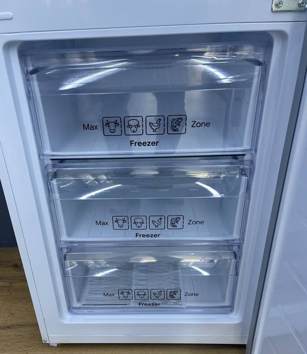 Холодильник новый