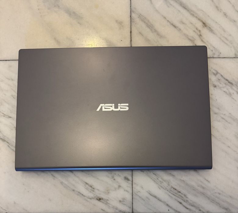 Laptop ASUS  (i5 + 16GB RAM + SSD)