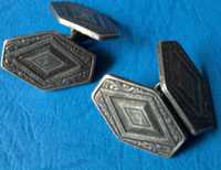 Butoni vechi din argint, model deosebit, marcaj românesc