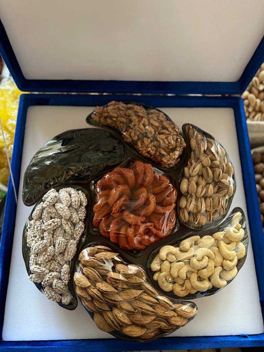 Сухофрукты подарочный