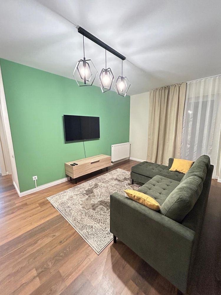 Inchiriez apartament in Florești