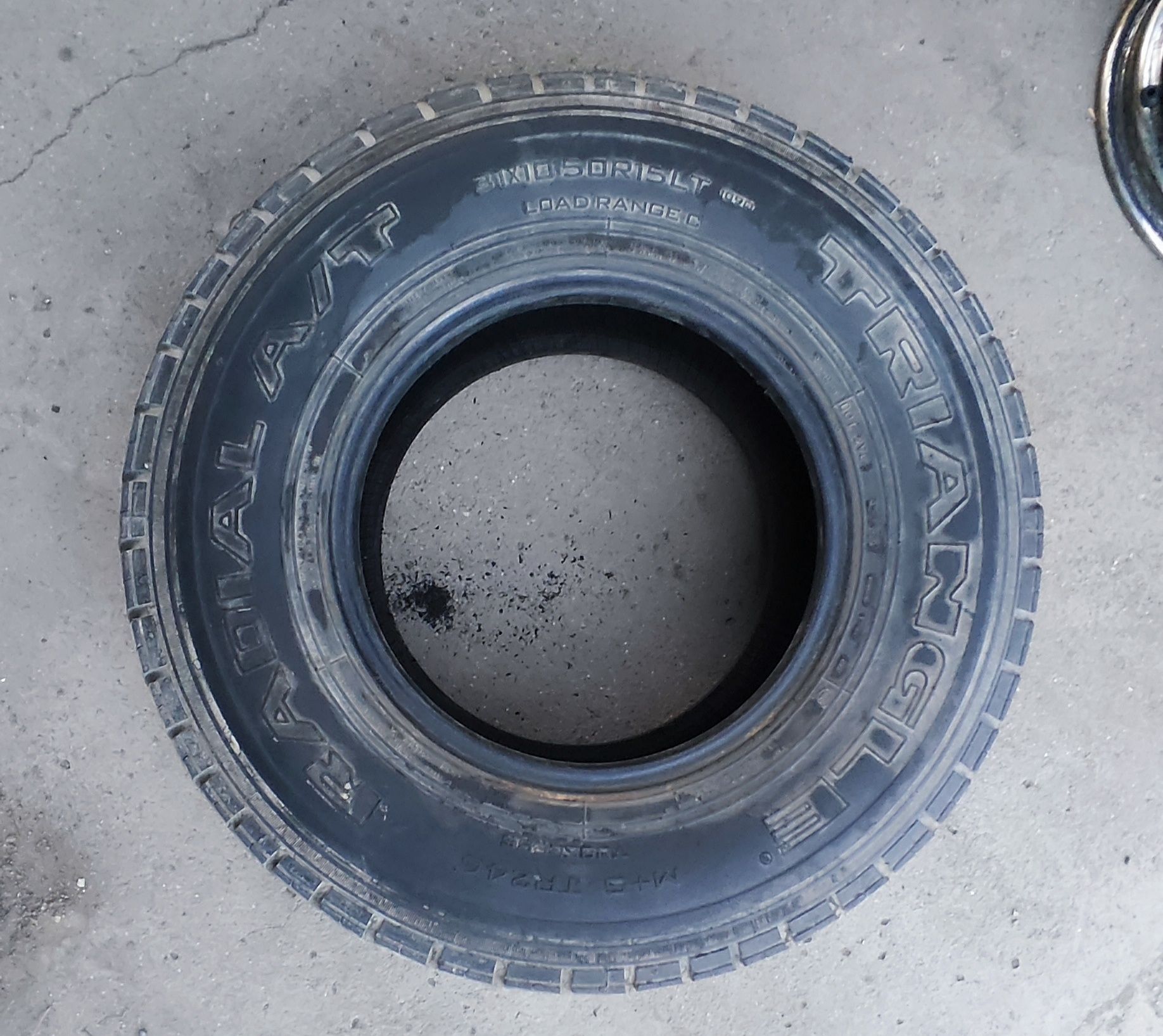 2 шт Б/у шина на внедорожник 31x10.50 R15 LT 109Q LOAD RANGER