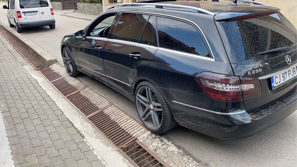 Mercedes E250 204cp