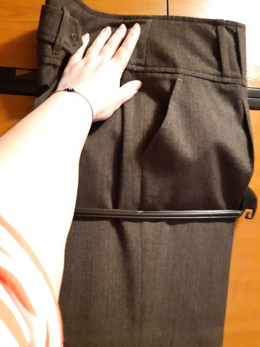 Pantaloni de lana, lungi, talie inalta