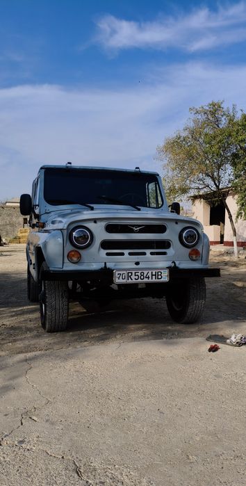 Uaz 31512 sotiladi