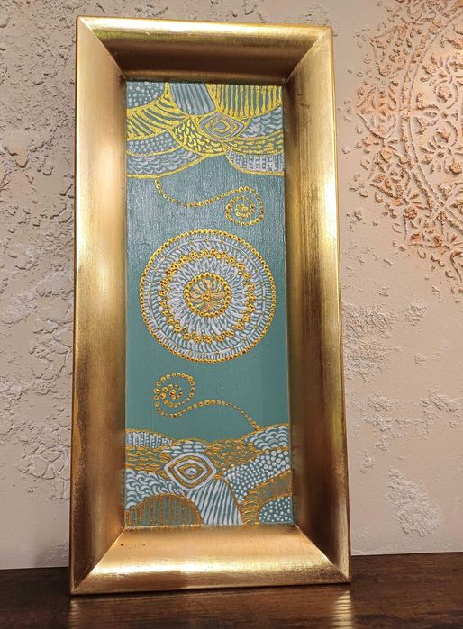 Ръчно рисуван поднос