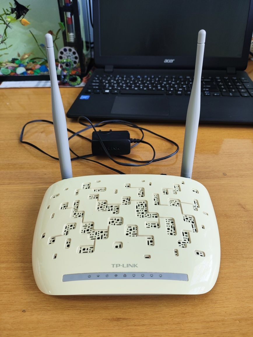 Продаётся модем роутер TP-LINK в отличном состоянии
