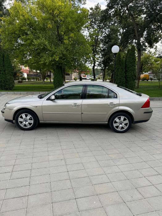 Ford Mondeo 2004 2.0 TDCI