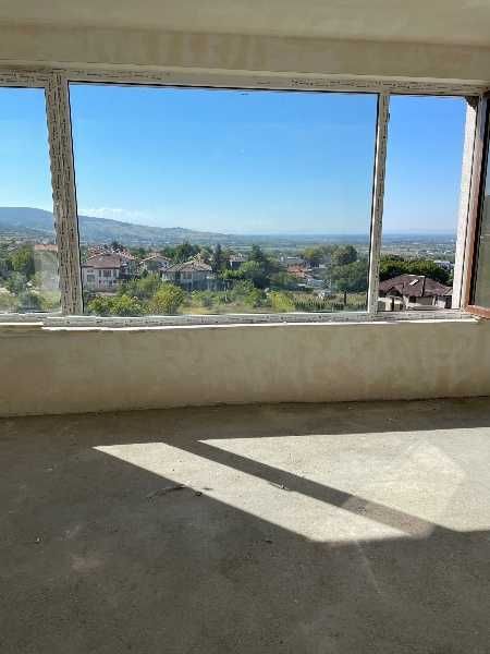 Продава се Тристаен апартамент в с. Марково, Област Пловдив - 110 кв.м за 1364 €/кв.м - Снимка #1
