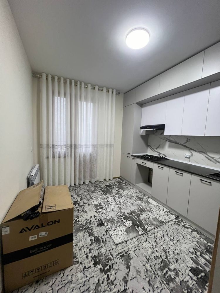Срочно сдается квартира в Алмазар сити на новостройке
