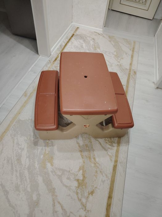 Стол пластик продам