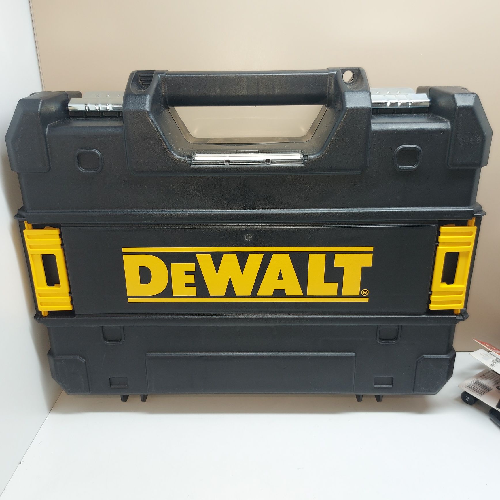 Нов празен куфар Dewalt TSTAK 1