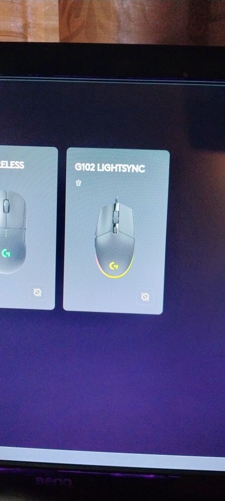 Продавам Logitech g 102 LIGHITSYNC