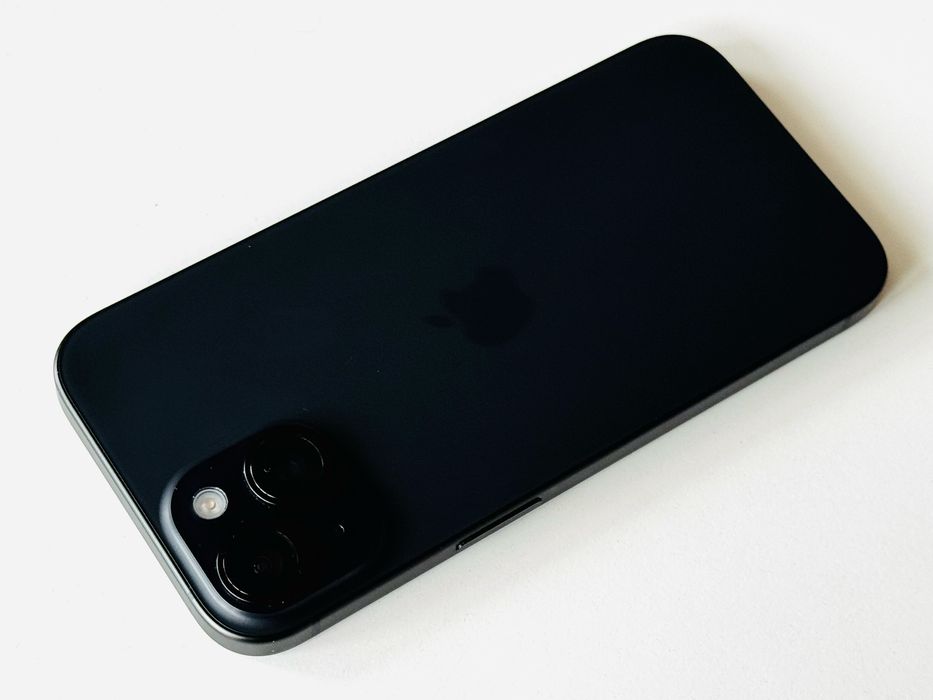 НОВ! Iphone 15 128GB Black Гаранция
