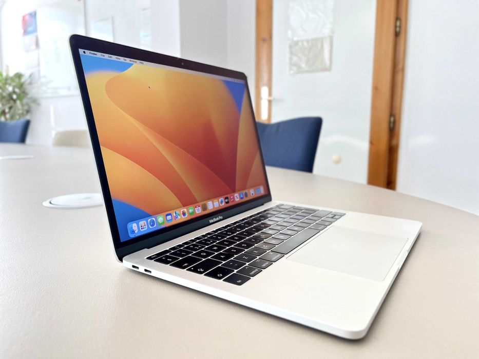 Apple MacBook PRO 13' A1708 mid 2017 i7 2.5Gz 16GB 256 GB NVMe Silver
