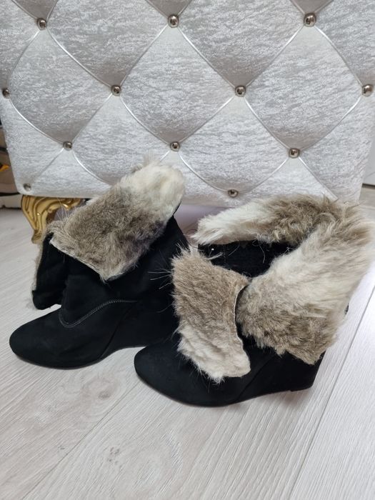 Botine din piele intoarsa cu blanita,Minelli,  39
