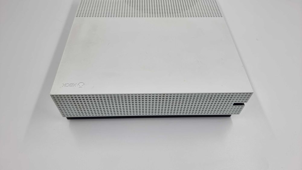 Xbox One S [Amanet Club Caro]