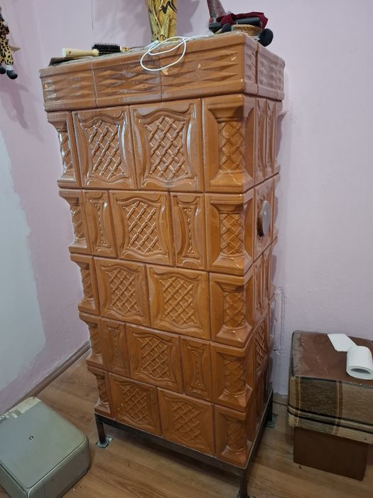 Vând sobă de teracotă