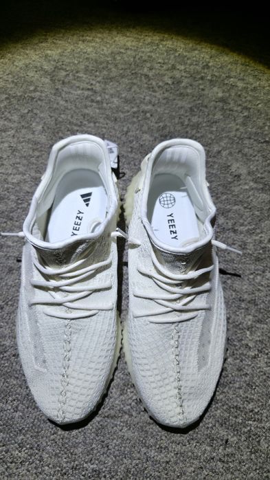 Adidas yeezy boost noi