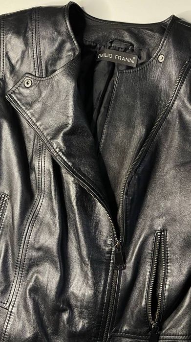 vand geaca din piele naturala