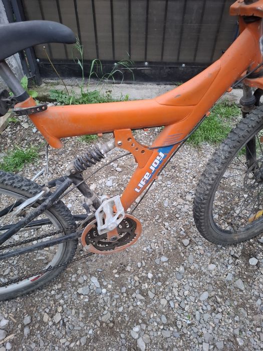 Bicicleta pentru copii stare folosita Plus bicicleta pentru adulți.